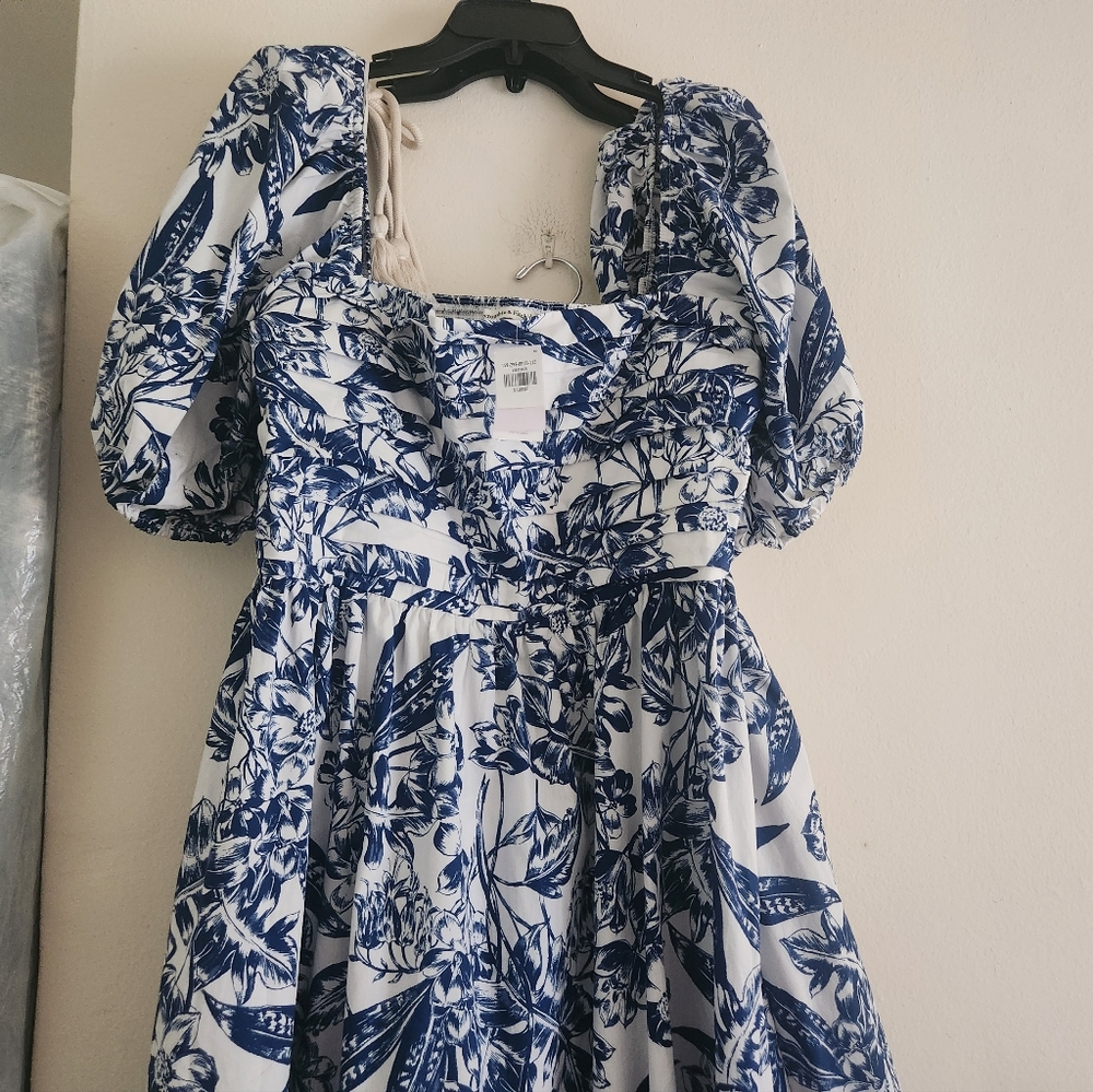 ABERCROMBIE Emerson Poplin Puff Sleeve Midi Dress Whitefloral/blue. NO L… - Picture 8 of 15